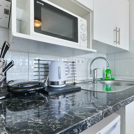 Crowonder Luxury Vir- 6 New For Families With Playground For Kids Apartament *