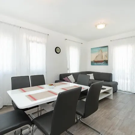 Apartment Crowonder Luxury Vir- 6 New For Families With Playground For Kids *